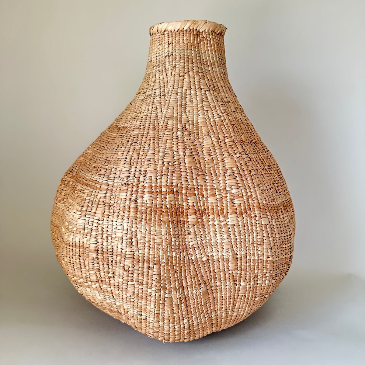 Versatile Woven Storage Basket for Everyday Home Styling - Image 8