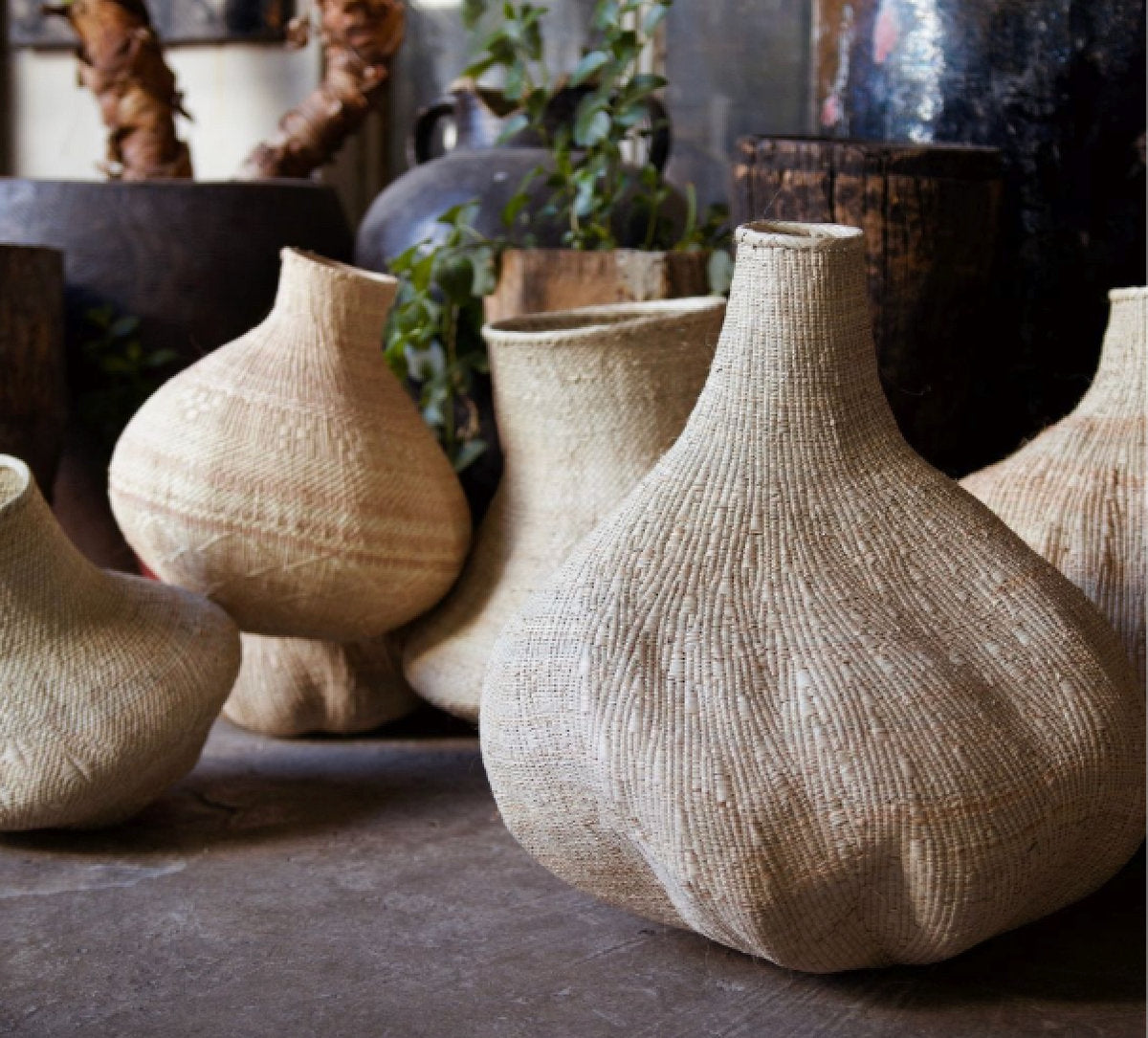 Versatile Woven Storage Basket for Everyday Home Styling - Image 9